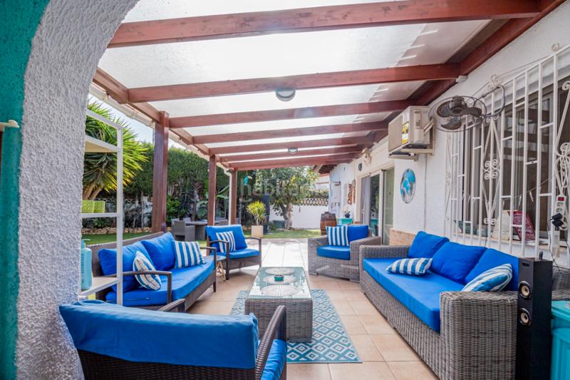 Foto b8048a4c-750e-4062-8ef2-d30c679fd70e. Chalet mit heizung parking pool in L´Albir Alfàs del Pi (l´)