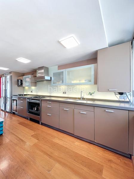 Foto 0e32c27b-9c25-473c-8dce-b123c3d36c63. Pis amb calefacció aparcament piscina a Levante Alto Benidorm