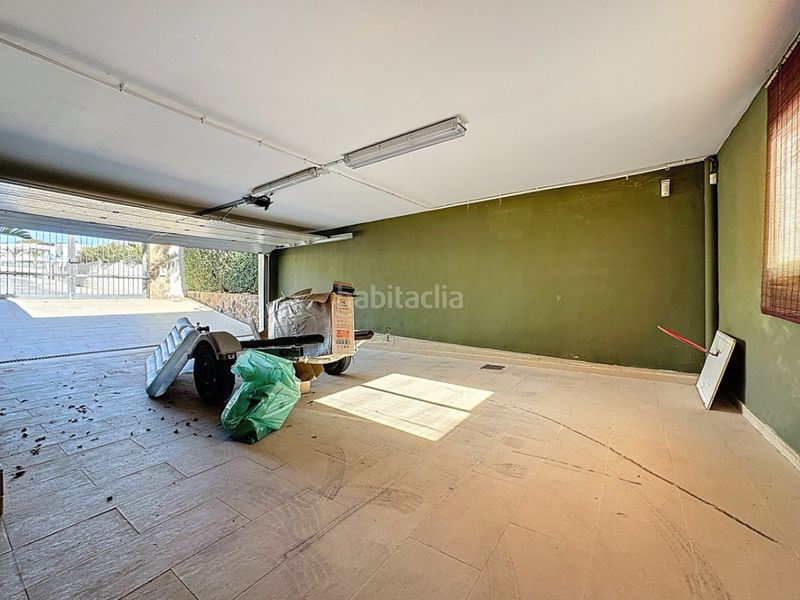 Foto 6a84a5e6-a9a1-46ac-a773-1e01594f4032. Xalet amb aparcament piscina a Levante Alto Benidorm