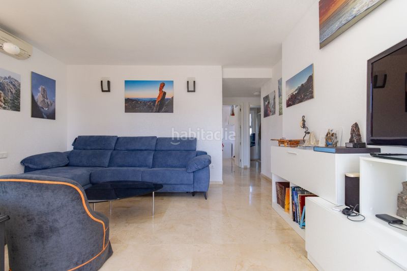 Foto fe4ed9c2-0552-4671-aec7-2328b5cdfce3. Pis amb piscina a Levante Alto Benidorm