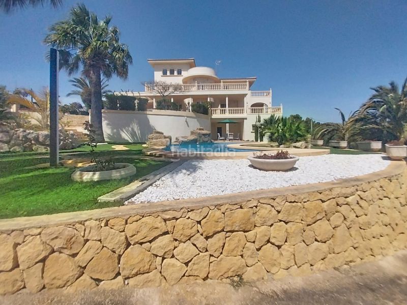Foto ef0545e1-6554-4a4c-8357-2b35a727bb58. Chalet en Levante Alto Benidorm
