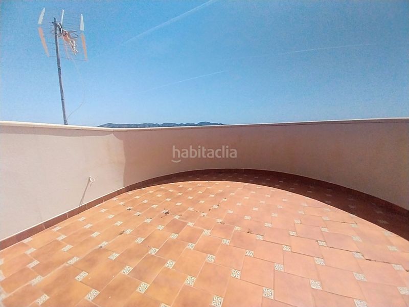 Foto 7fd9d3ed-13a3-489d-ad78-d4dea1638830. Xalet amb calefacció aparcament piscina a Levante Alto Benidorm