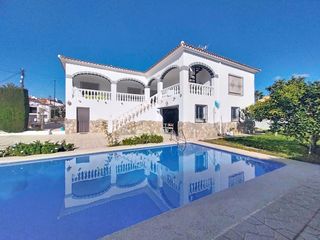 Chalet in Pueblo-Ubanizaciones