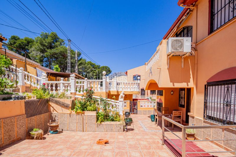 Foto 4b87c1d6-1db9-4ab0-9d4b-6618fa4abcb3. Xalet amb calefacció aparcament piscina a La Nucia Pueblo Nucia (la)