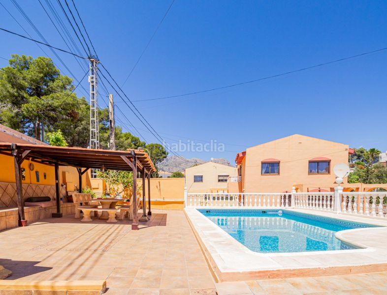 Foto 9070a625-0a1c-4b09-8cb7-1214d20fbdd0. Xalet amb calefacció aparcament piscina a La Nucia Pueblo Nucia (la)