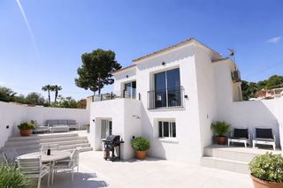Chalet in La Nucia Pueblo