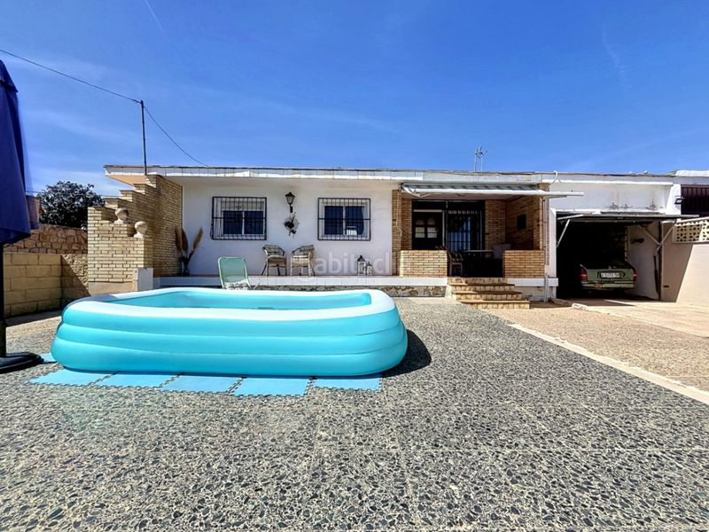 Foto b2f33362-7fbe-4640-ab86-cb75e30cbe66. Chalet en Levante Alto Benidorm