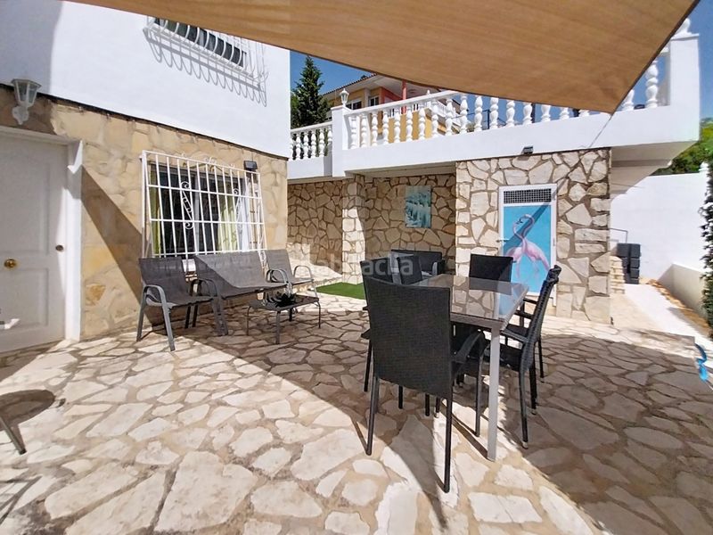 Foto b4892c63-6a44-43df-a82d-db95385ba8a9. Chalet en La Nucia Pueblo Nucia (la)
