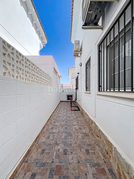 Foto 1151e048-f42b-4064-864a-0d545e5884fd. Xalet amb calefacció aparcament piscina a L´Albir Alfàs del Pi (l´)