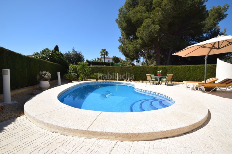 Foto e991c47d-8ecb-451c-ae8e-9a31593aa6fd. Casa adossada amb aparcament piscina a La Nucia Pueblo Nucia (la)