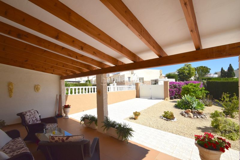 Foto f729e9fb-0aeb-4b5e-8003-86246ad0bf43. Casa adossada amb aparcament piscina a La Nucia Pueblo Nucia (la)