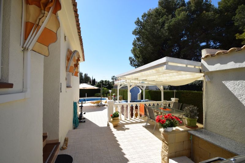 Foto fb22d394-d03d-41f9-a2fd-e6d447cb5853. Casa adossada amb aparcament piscina a La Nucia Pueblo Nucia (la)