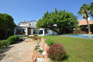 Xalet a Alfinach - Monasterios. Chalet recientemente reformado en monasterios