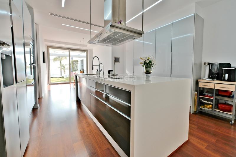 Foto 2cb2b317-39d4-4fda-bbd5-c001ec332526. Chalet  de diseño con excelentes vistas en Centro-El Castillo Sagunt