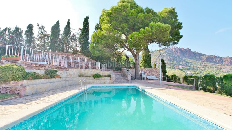 Foto c54bb47c-0cf7-4f1a-81ca-7a029155fc09. Xalet amb xemeneia calefacció aparcament piscina a Puçol