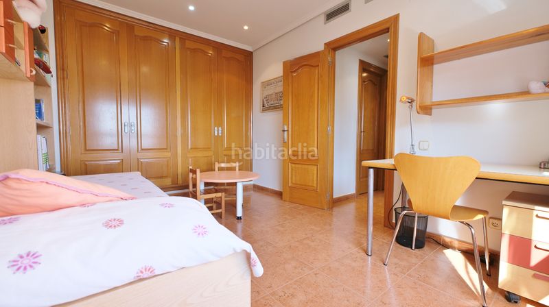 Foto f5ba9fd2-2ce2-47be-ab4c-052c3ecfcbe4. Xalet amb xemeneia calefacció aparcament piscina a Puçol