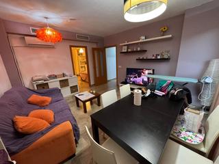 Pis a Aldaia. Piso en venta con piscina