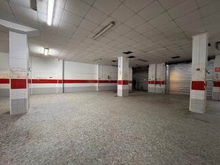 Lloguer Local Comercial a Catarroja. Local  en alquiler en zona ambulatorio