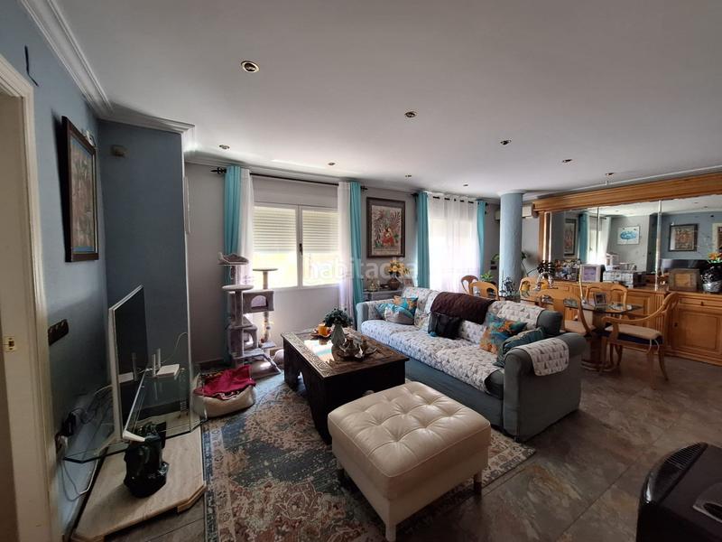 Foto 2d3969ba-a49b-42df-a861-e2f9ad5ff8ff. Casa  en El Alborgí Paterna