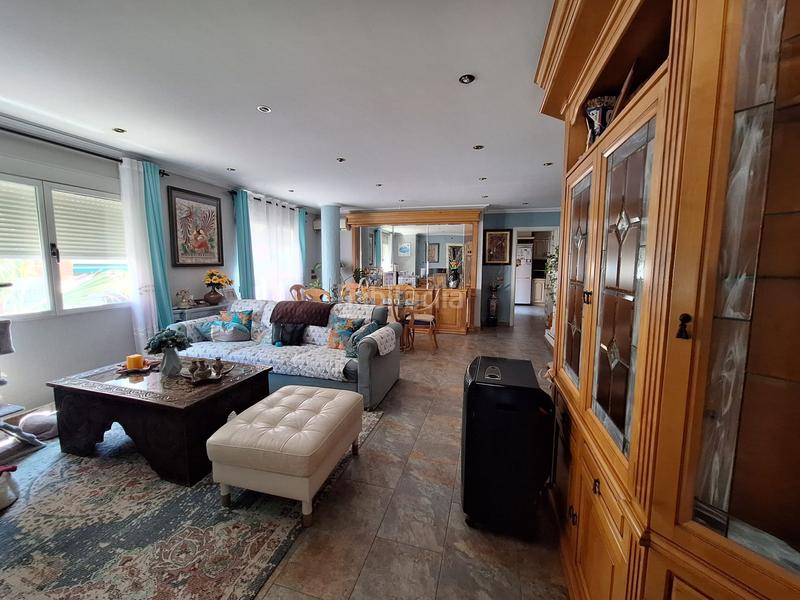 Foto c086f87e-225e-4ce6-a84f-37ef061e9e53. Casa  en El Alborgí Paterna