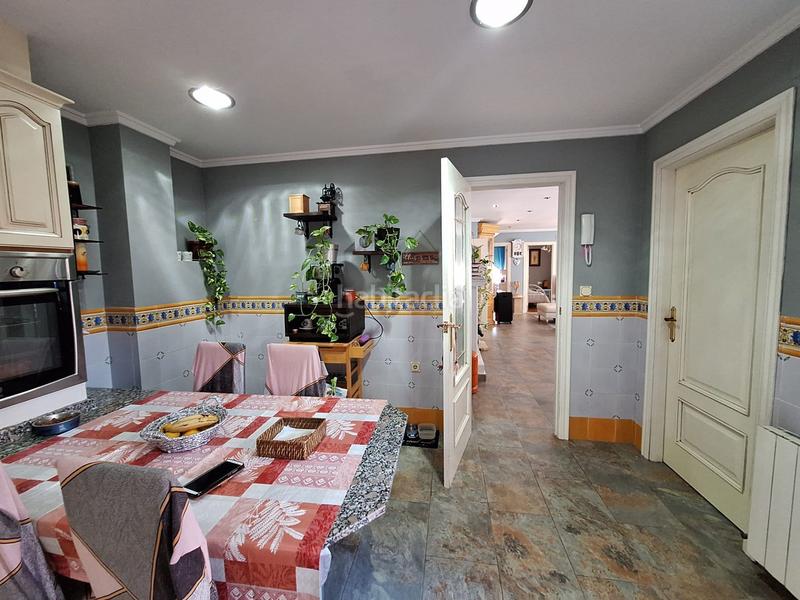 Foto e8890e16-a70b-4c6f-9c01-fd575f60f7d7. Casa  en El Alborgí Paterna