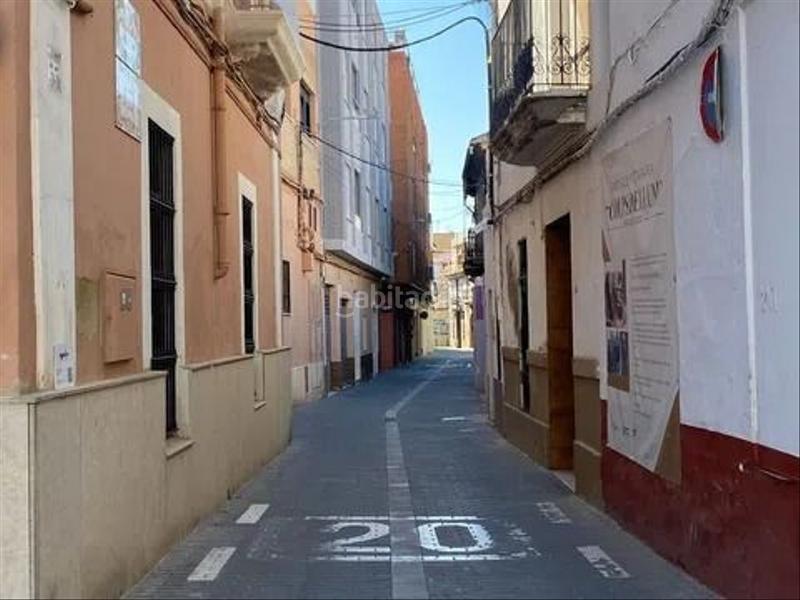 Foto 3c7b2e9a-f4d9-4b2c-86ad-38ad46519d42. Casa in Catarroja