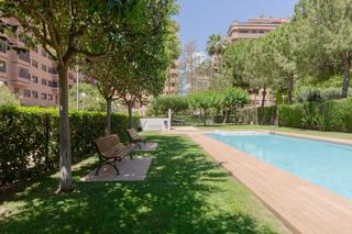 Pis en Penya-Roja - Avda. Francia. Vivienda seminueva en zona exclusiva