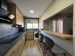 Appartement à Massanassa. Vivienda seminueva en massanassa de renta libre con garaje y tra