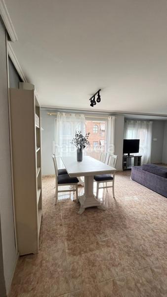 Foto bcc035e8-4743-4a28-8d3f-9dd4c0e1ae0f. Flat in Torrefiel Valencia