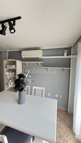 Foto e4393a73-bbae-481e-a7ec-ab9a0525c9b3. Flat in Torrefiel Valencia