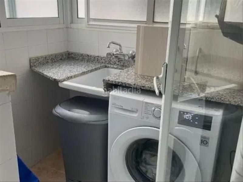 Foto 492d3dbb-76f3-436b-87f9-e0945d663da0. Piso  seminuevo en Albal