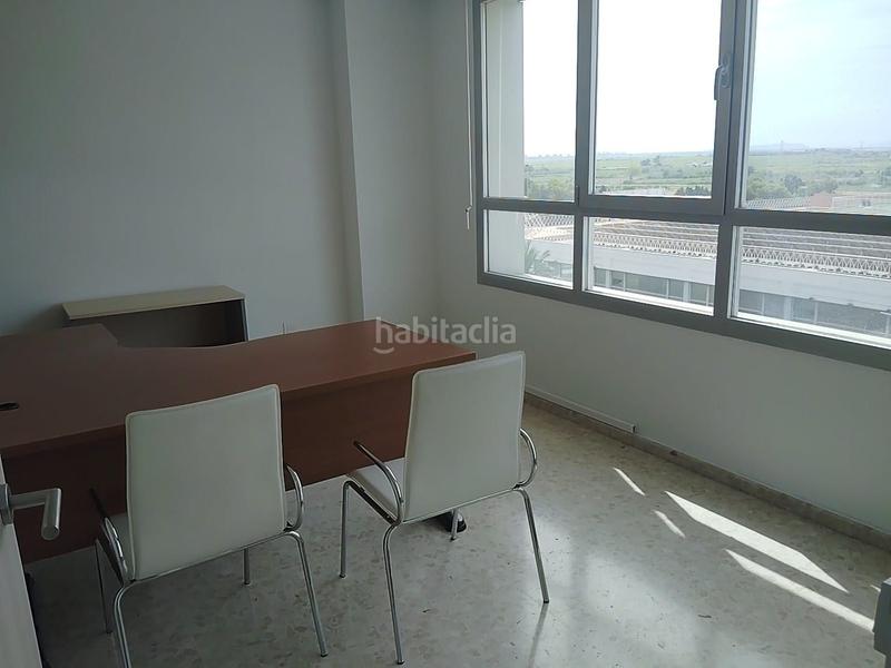 Foto b55b0d6a-cc9f-4d1c-afeb-eff13a7e5b67. Alquiler oficina alquiler de oficina en edificio albufera center en Alfafar