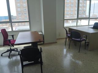 Rent Office space in Alfafar. Alquiler de oficina en edificio albufera center