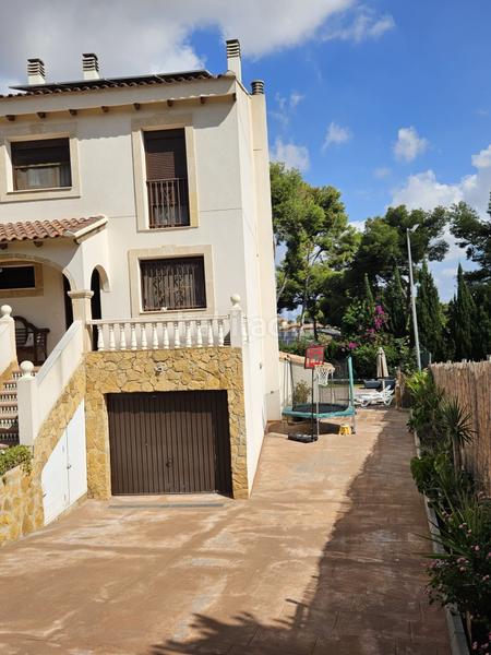 Foto 2a05fa7b-462f-4649-af34-bd67fa8eb577. Reihenhaus in El Vedat - Santa Apolonia Torrent