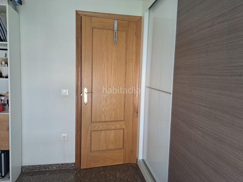 Foto ad20f6b8-f3bd-4ae4-855c-ddd1922d3087. Duplex in Aldaia