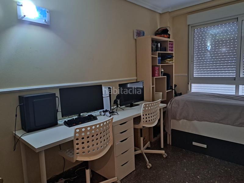 Foto e73bc18f-9e03-40f1-8299-72fd456540da. Duplex in Aldaia