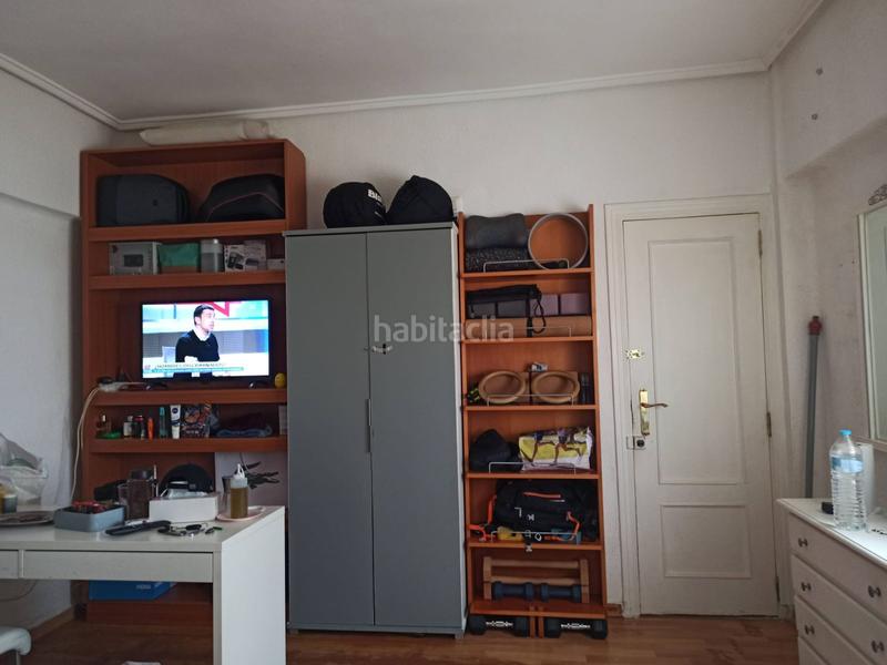 Foto b5979a58-f876-4f0a-be0a-2f30e6259fe4. Piso  reformado con ascensor en la petxina, en Valencia