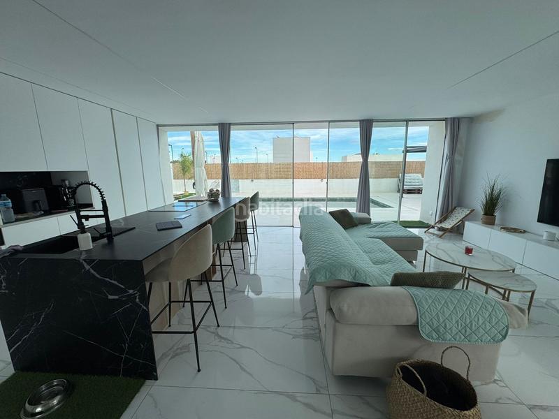 Foto 8e175247-adfb-4ce9-b8ae-ef5413fc6873. Location maison avec piscine dans El Vedat - Santa Apolonia Torrent