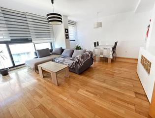 Appartement à Monserrat. Piso seminuevo en monserrat con garaje y trastero