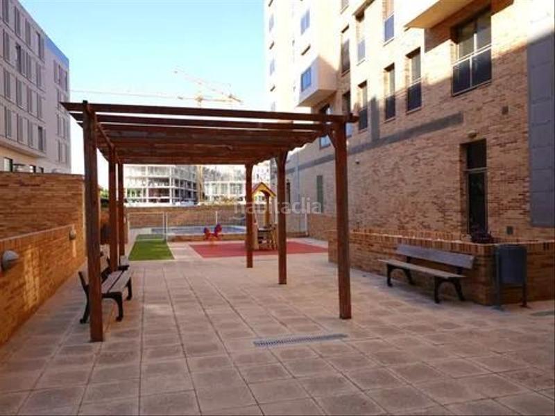 Foto 674feefd-5dcb-4645-b445-d9da1517fa66. Appartamento con piscina in Parc Central Torrent