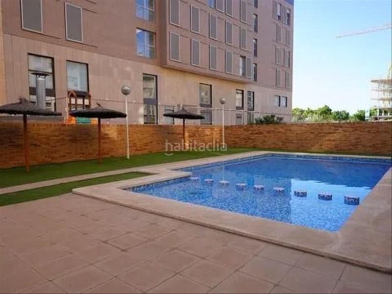 Foto cfdb90a2-3bbb-4801-9132-653c00f6dc90. Appartamento con piscina in Parc Central Torrent