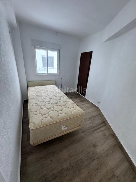 Foto 2388fa27-a1c2-4f62-ab64-e50059545572. Miete etagenwohnung in Na Rovella - Hermanos Maristas Valencia