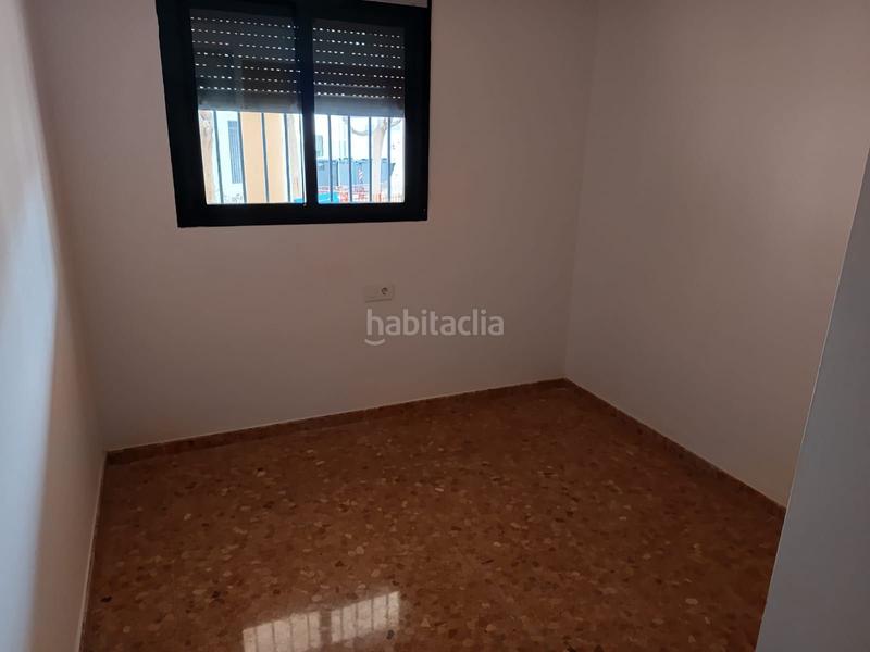 Foto 433b2e96-3652-45fc-b212-e2277cd09274. Appartamento in Polígono Mas del Jutge Torrent