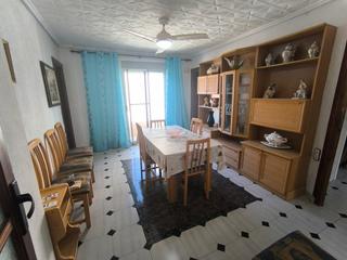 Appartement à Malva Rosa. Pìso en primera linea de playa malvarrosa