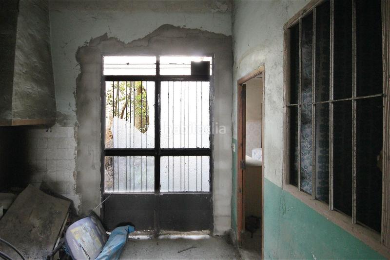 Foto d773f1c2-bafc-4cd1-983f-c0ca3e4026ac. Édifice dans Real de Montroi