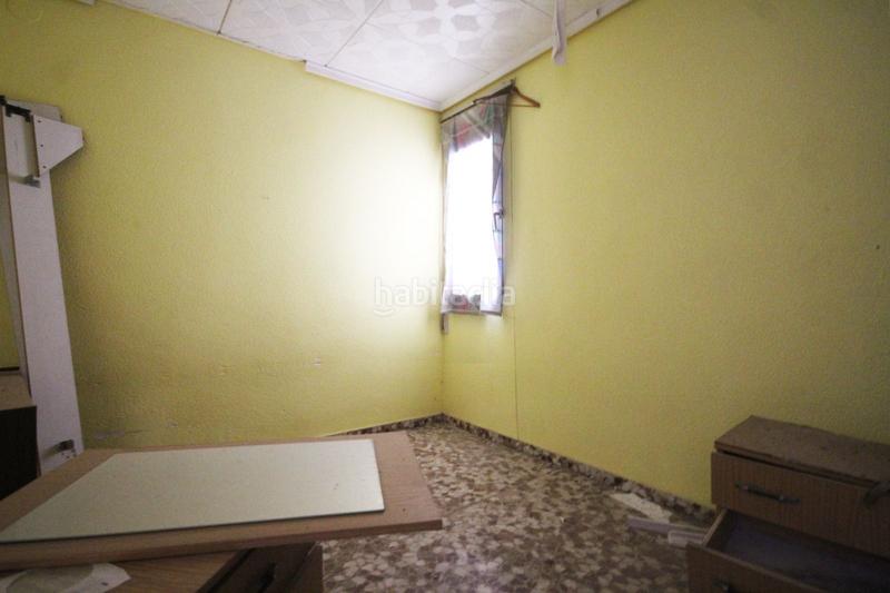 Foto dd69dbeb-5670-410e-b3a7-2cd2c1a2ede7. Édifice dans Real de Montroi