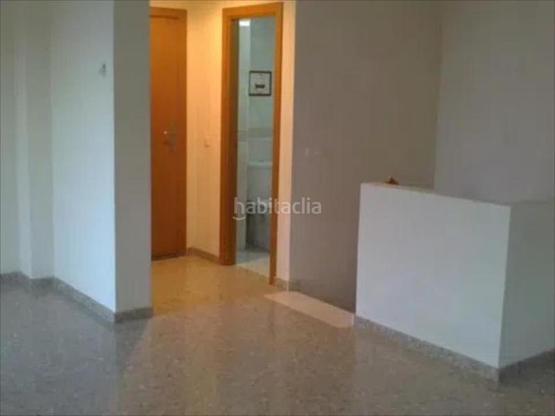 Foto 2590f72d-e98b-4f53-bdda-3febd5d2743c. Zweistöckige wohnung mit pool in Valterna Paterna