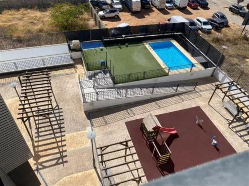 Foto 58db891d-5522-47d7-b054-a58b4cbf1f72. Piccolo appartamento con piscina in Centro - Casco Antiguo Torrent