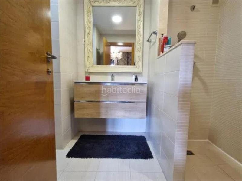 Foto c40a3203-e8dd-427a-a5fb-157afa2bb2df. Piccolo appartamento con piscina in Centro - Casco Antiguo Torrent