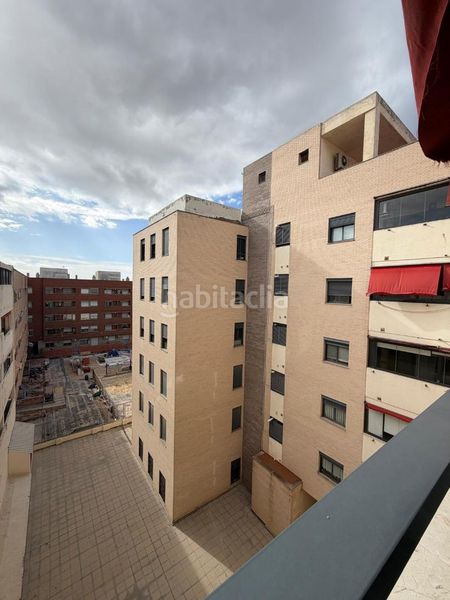 Foto 16ee8957-1ef0-4af1-9cf8-9697bdb63c04. Apartament amb piscina a Catarroja